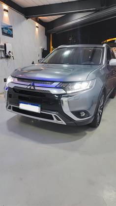 MITSUBISHI OUTLANDER 3.0 MIVEC V6 GASOLINA HPE-S AWD AUTOMÁTICO MITSUBISHI OUTLANDER 3.0 MIVEC V6 GASOLINA HPE-S AWD AUTOMÁTICO